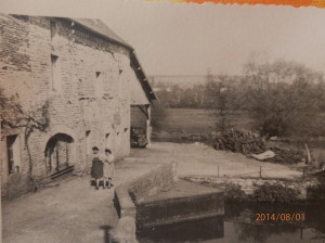 Le pont sur le bief